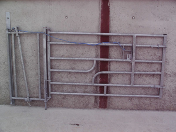 calving_gate_1