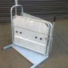 dehorning_crate_4