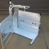 dehorning_crate_7